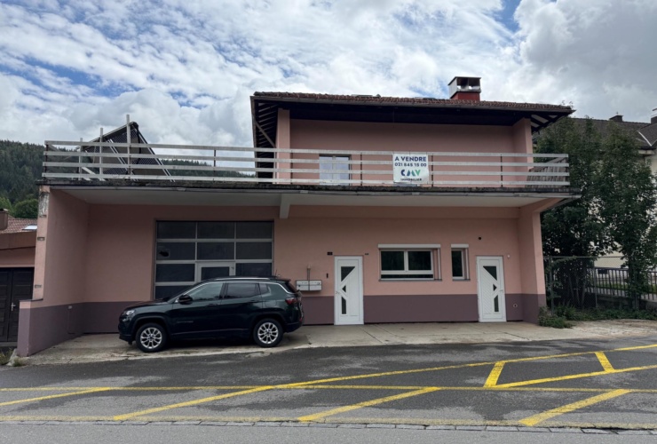 Un bien rare au cœur du Brassus, réunissant habitation et local commercial, avec un beau potentiel d’investissement