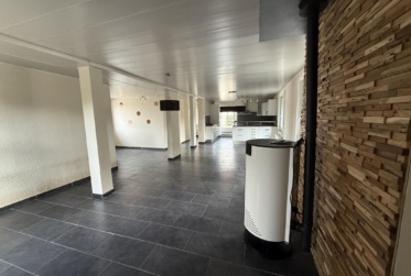 Un bien rare au cœur du Brassus, réunissant habitation et local commercial, avec un beau potentiel d’investissement
