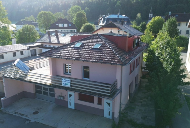 Un bien rare au cœur du Brassus, réunissant habitation et local commercial, avec un beau potentiel d’investissement